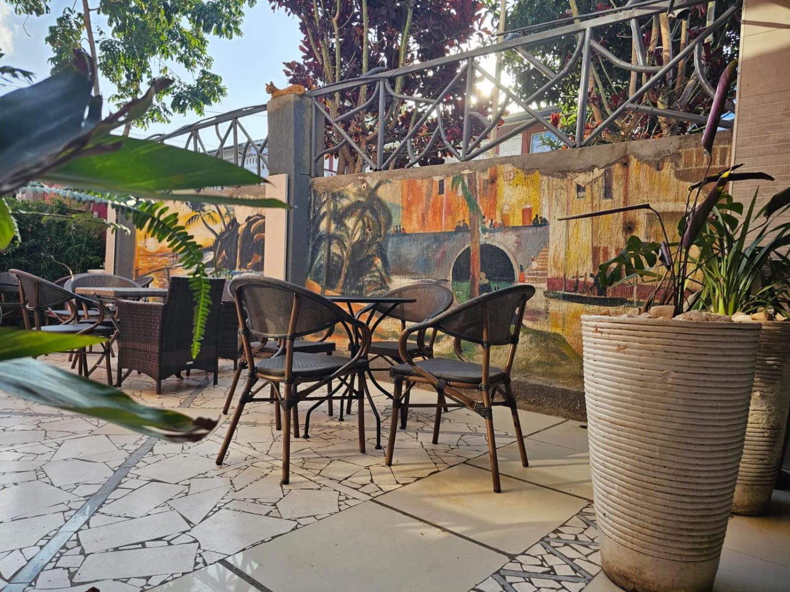 Raha Hotel & Suites Nairobi Exterior photo